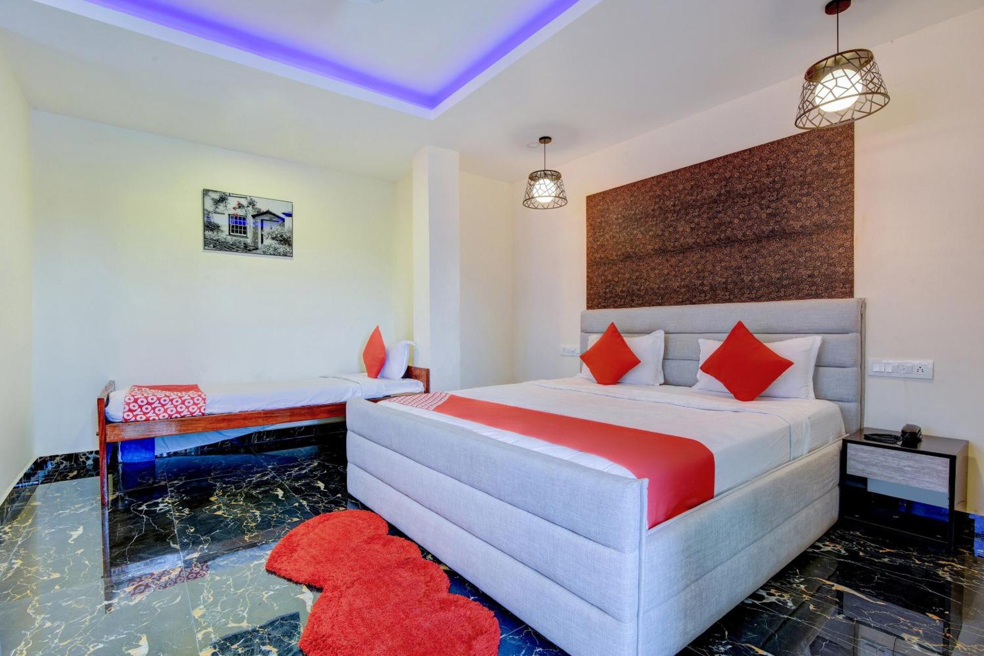Hotel O P S Grand Port Blair Exteriör bild